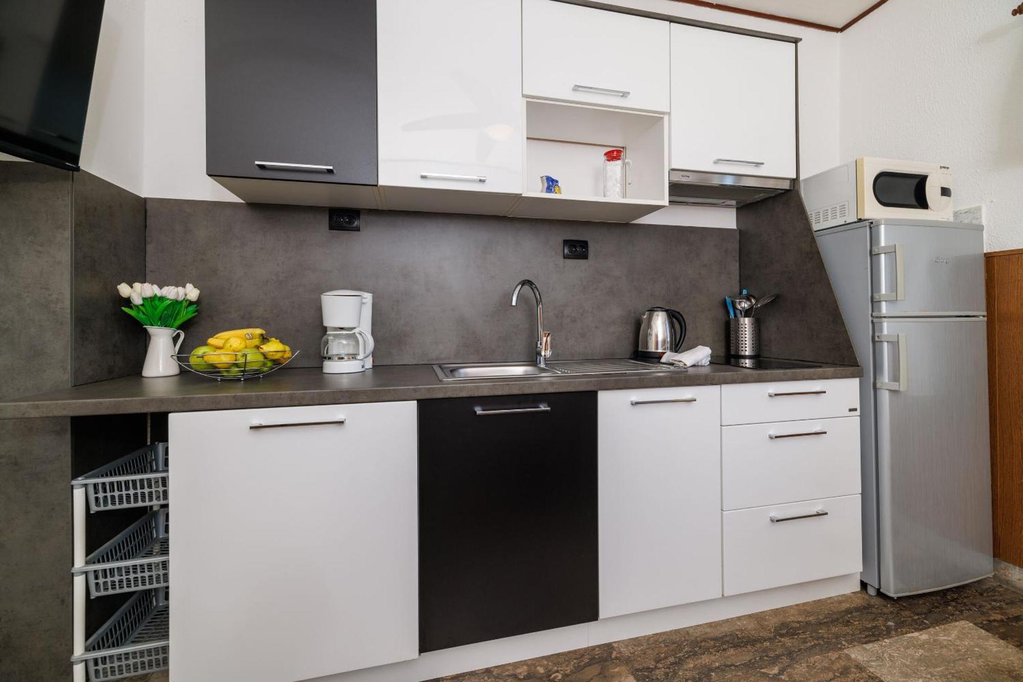 Apartment Petar Poljice Eksteriør bilde